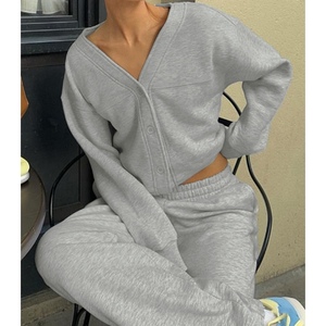 Ensemble de 2 pièces décontractées tendance : cardigan boutonné de style nouveau et pantalon ample à taille haute de couleur unie - Product Image 3