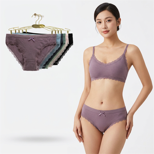 Culottes pour femmes confortables et respirantes, couleur unie - Product Image 4