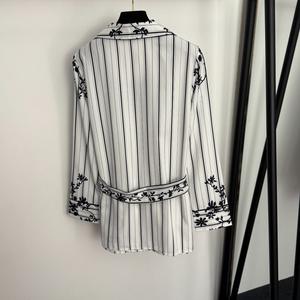 <span class=keywords><strong>Camicia</strong></span> da <span class=keywords><strong>donna</strong></span> elegante a righe <span class=keywords><strong>con</strong></span> stampa floreale in vita a maniche lunghe e pantaloni larghi in vita elastica nuovo abito Casual stile casa - Product Image 5