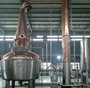 Équipement de distillation de colonne de cuivre de 500 gallons Power Pot Whisky Distiller Pompe Moteur Boisson Vin Machine pour Écossais - Product Image 4