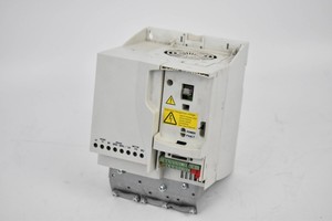 ACS350-03E-23A1-4 ACS350 ซีรีส์ 11kW 380-480V 23.1A ตัวแปลงความถี่ PLC - Product Image 1
