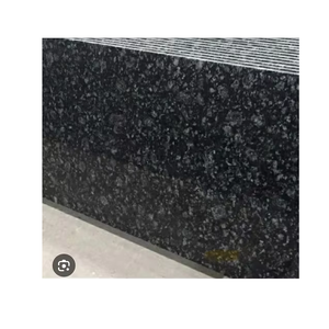 Dalles de granit de qualité export, pierre naturelle, tailles personnalisées, finition polie pour comptoirs de cuisine et intérieurs modernes - Product Image 1