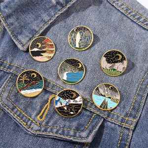Pins de solapa con diseño de paisaje pintado al óleo, broche personalizado, decoración para bolsos y ropa, insignias redondas de metal, pin de esmalte personalizado - Product Image 1