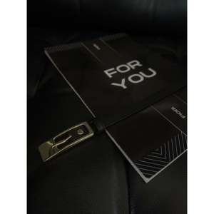 เข็มขัดฟิโอรีแบบบางพร้อมหัวเข็มขัดโลหะผสมสีทองสไตล์ลำลองขนาดมาตรฐาน - Product Image 3