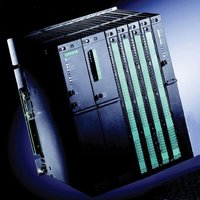 SIEMEN SINUMERIK 802D clavier CNC complet à montage sous l'écran ; format horizontal, IP65 ; incl. Câble de 1,5 m 6FC5303-0DM13-1AA1