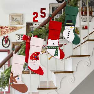 Sac à chaussettes de Noël suspendu 2025, bonhomme de neige, Père Noël, grand sac à bonbons pour la maison, fournitures de cadeaux de Noël - Product Image 4