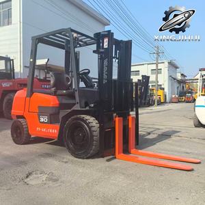 Chariot élévateur TOYOTA FDZN30 3 tonnes d'occasion, moteur 1DZ-2, machine d'occasion, alimenté au carburant, 3000 kg, provenance Japon. - Product Image 2