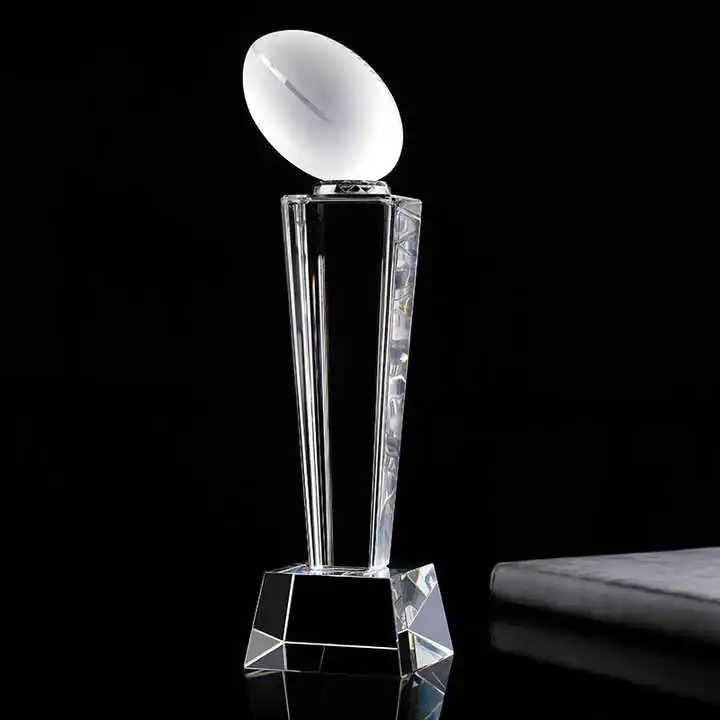 Groothandel Fabriek Verkoop Fantasy K9 Crystal 3D Amerikaanse Voetbal Trofee Custom Crystal Rugby Trofee Voor Competities Kampioen