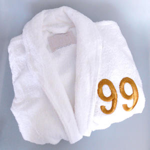 روب حمام فائق النعومة من قماش تيري المنفوش للمنتجعات الصحية والفنادق مع شعار مخصص، روب حمام وافل - Product Image 3