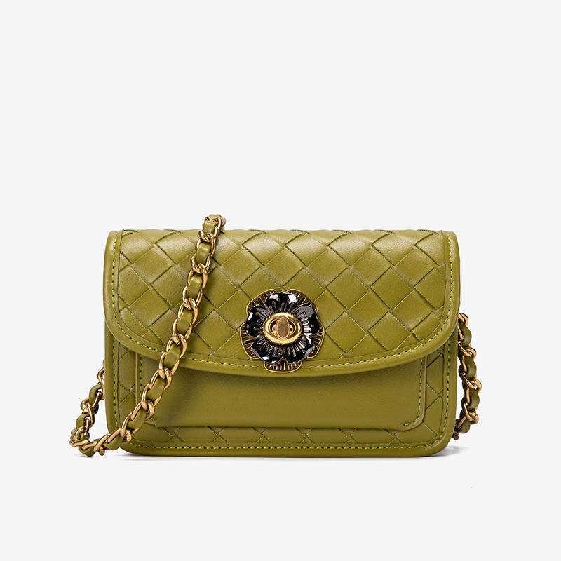 B905#Olive green