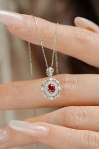Collier Xinfly en or blanc 18 carats avec diamants naturels et rubis - Product Image 4