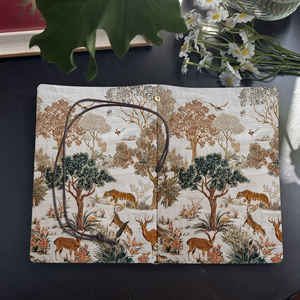 Magnifique cahier A6 fabriqué à la main Cadeau idéal pour les neveux dans le sport Parfait pour les statistiques de jeu et les journaux d'entraînement avec les tigres De - Product Image 4