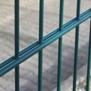 แผงรั้วลวดคู่ 2 มิติ สีตามสั่ง ป้องกันสนิม สำหรับใช้ในที่อยู่อาศัยและฟาร์ม  ตาข่ายลวดรั้วสำหรับพื้นที่เกษตรกรรม - Product Image 2