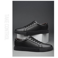 2026 OEM ODM Vente en gros Chaussures de skate et baskets décontractées quotidiennes pour hommes, légères, confortables, respirantes, en cuir blanc ajouré, à lacets