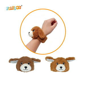 Famipet Fabricant en gros, nouvelle conception personnalisée, bracelet en peluche douce en forme d'animal en peluche, bracelet à pression pour enfants - Product Image 1