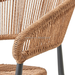 Silla de jardín impermeable para exteriores Silla de mimbre de aluminio Silla de comedor apilable para restaurante Patio - Product Image 5