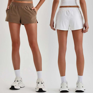 Pantaloncini da corsa a vita alta da donna con tasche, ad asciugatura rapida, per allenamento, palestra, yoga e fitness - Product Image 2