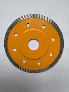 Lame de scie/<span class=keywords><strong>disque</strong></span> diamanté FENGTAI 105*7mm, qualité industrielle, super fine 1,2mm, maille Turbo X-Teeth, finition CrN OEM, pressée à chaud - Product Image 3