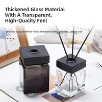 Flacon de parfum de luxe carré à double paroi en verre, base épaisse avec bouchon noir effet bois, transparent givré gris fumé, personnalisable