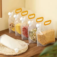 Pochettes à bec verseur pour emballage de bière et vodka 1L 2L 3L 5L, résistantes à l'humidité, avec impression hélio, épaissies, pour stockage de céréales, transparentes