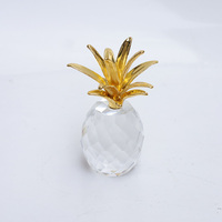 Ornement de luxe en métal ananas en cristal en gros pour la décoration intérieure au meilleur prix décoration de bureau en cristal de luxe pour le salon
