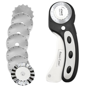 Livraison rapide : Ensemble de coupeurs rotatifs A1 pour la couture et le patchwork - Product Image 3