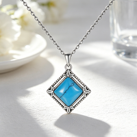 Collier bohème en pierres précieuses Moyu Jewelry, pendentif en turquoise Kingman avec argent sterling plaqué rhodium et chaîne réglable