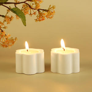 شمعة معطرة صغيرة بتصميم الحديقة المستقبلية، هدية عيد ميلاد تضفي أجواءً احتفالية، تذكار وعطر منزلي - Product Image 4