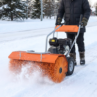 Balayeuse à neige rotative pour le déneigement des parcs logistiques avec tête de souffleur à neige optionnelle de 56 cm et lame à neige de 80 cm