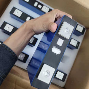 Baterai Sel LiFePO4 LFP AUSPICIOUS <span class=keywords><strong>3</strong></span>.2V 72Ah 280Ah LF280K Densitas Energi Tinggi Garansi <span class=keywords><strong>3</strong></span> Tahun untuk Peralatan Rumah Tangga Energi Surya - Product Image 5