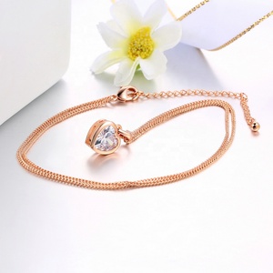 <span class=keywords><strong>Collana</strong></span> <span class=keywords><strong>con</strong></span> Ciondolo a <span class=keywords><strong>Cuore</strong></span> N129-M, Nuovo Design Semplice, Gioiello <span class=keywords><strong>con</strong></span> <span class=keywords><strong>Diamanti</strong></span> CZ, Vendita Calda - Product Image 3
