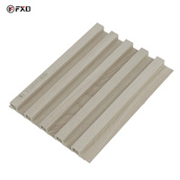 Revestimiento de Pared WPC de Coextrusión de Alta Calidad, Panel de Listones Acanalados de Madera y Plástico Compuesto para Diseño de Interiores y Exteriores