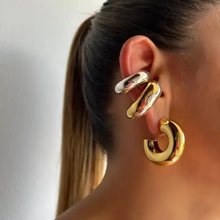 Boucles d'oreilles en acier inoxydable plaqué or 18 carats Punk creux hypoallergénique ternissement gratuit déclaration épaisse manchette d'oreille épaisse pour les femmes