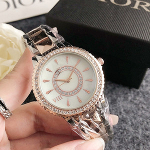 Elegante Reloj de Cuarzo de Acero Inoxidable para Mujer, Esfera Redonda, Números Romanos, Bisel con Diamantes, Reloj Analógico de 36 mm, Cierre de Mariposa - Product Image 3