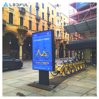 Publicité en plein air de 10 pièces OEM ODM P2.5 P3 P4 P5, équipement de jeu pour la publicité professionnelle, Totem, écran d'affichage LED