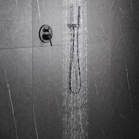 Système de douche contemporain noir mat en laiton avec pommeau pluie, bras flexible courbé, douchette multi-jets et mitigeur monocommande