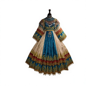 Vestido Afgano Kuchi Hecho a Mano, Ecológico, de Tres Piezas: Bufanda, Pantalones y Vestido Largo Tradicional de Manga Larga hasta la Rodilla, Estilo Casual Étnico - Product Image 1