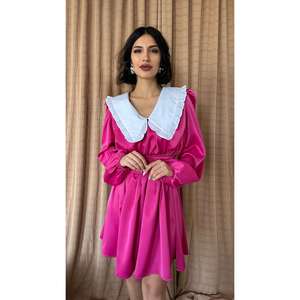 Robe de cocktail fuchsia à col bébé en gros - Product Image 2