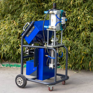 Pulvérisateur d'<span class=keywords><strong>isolation</strong></span> à haute pression de machine de jet de mousse de polyuréthane pour l'<span class=keywords><strong>isolation</strong></span> d'<span class=keywords><strong>injection</strong></span> de toit de mur - Product Image 3