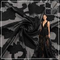 Tissu Charmeuse 100% Polyester Léger à Motif Floral Coupé 145cm, Toucher Soyeux, pour Robe d'Été, Foulard, Doublure pour Filles - Vente en Gros