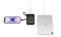 Power Bank Semi Solid 65W PD Layar TFT Kabel Terintegrasi Output Tipe C Kustomisasi Cetakan Pribadi OEM Bersertifikasi Global