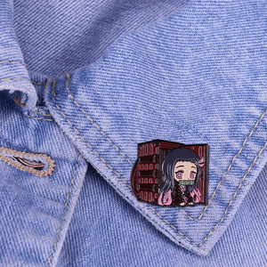 Badge en métal de haute qualité Anime Kamado <span class=keywords><strong>Nezuko</strong></span> en boîte, artisanat métallique - Product Image 3
