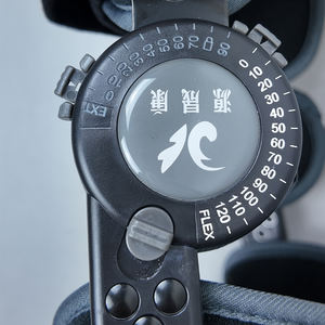 医療用ヒンジ付き膝サポートブレース調整可能変形性関節症オフロード膝ブレース骨折 - Product Image 6