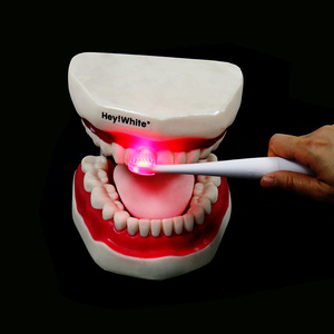 Cepillo de Dientes con Terapia de Luz Roja |   Cuidado de las encías |    Alivia las Encías |   Mejora la circulación sanguínea |   Reduce <span class=keywords><strong>el</strong></span> Enrojecimiento y la Irritación - Product Image 1
