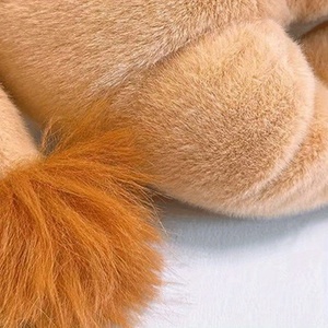 Peluche Leone Carino Realistico Morbido Imbottito Leone con Pelo Lungo Giocattolo Animale di Peluche per Amanti degli Animali Regalo - Product Image 5