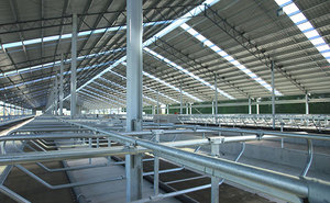 <span class=keywords><strong>Maison</strong></span> préfabriquée à faible coût pour l'élevage de chèvres Construction légère Salle d'équitation et ferme de moutons Services de coupe et de soudage inclus - Product Image 6