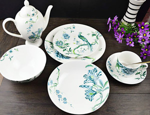 Achat fou d'un service de table en céramique à motif floral et d'oiseaux vert européen - Product Image 4