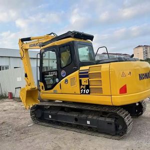 บุ้งกี๋รถขุดขนาดเล็ก Komatsu PC110 ได้รับการรับรองมาตรฐาน CE น้ำหนัก 11 ตัน เครื่องจักรอุตสาหกรรมจากญี่ปุ่น พร้อมเครื่องยนต์ Cummins และชิ้นส่วนปั๊มหลัก - Product Image 1