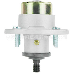 Axe de tondeuse à gazon Ningbo Quanpin AM144608 5-34 pour pièces de tondeuse à gazon - Product Image 1