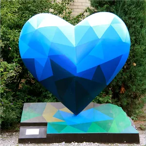 Escultura de corazón de fibra de vidrio, decoración de parque al aire libre, tamaño grande, color personalizado